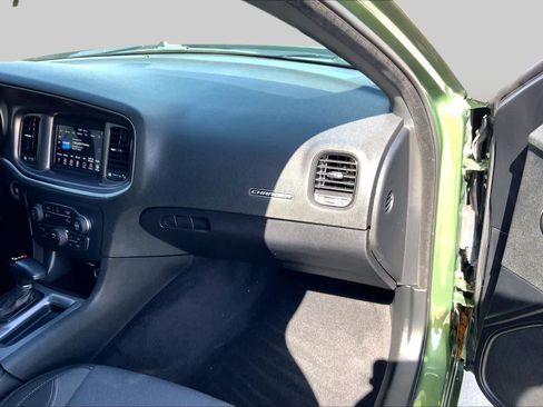 Used 2021 Dodge Charger SXT w/ Blacktop Package RWD image 17
