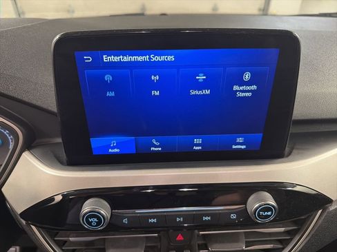 Certified 2022 Ford Escape SE AWD/4WD image 12
