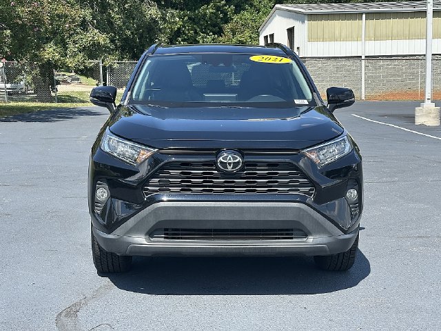 Used 2021 Toyota RAV4 XLE Premium FWD image 2