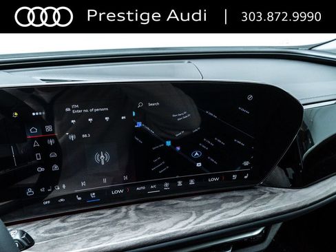 Used 2025 Audi Q5 Premium Plus w/ Premium Plus AWD/4WD image 15