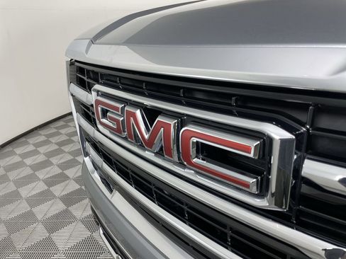 Used 2025 GMC Yukon Elevation image 30