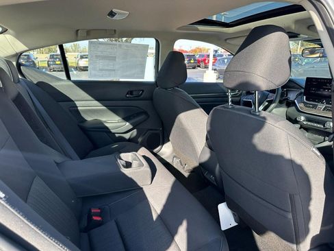 New 2025 Nissan Altima 2.5 SV w/ SV Special Edition Package image 4