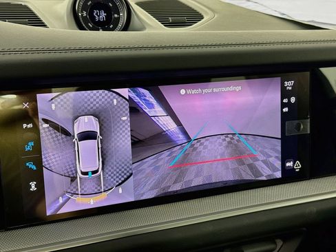 Certified 2025 Porsche Cayenne AWD/4WD image 14