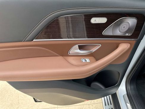 New 2026 Mercedes-Benz GLE 63 AMG S image 12