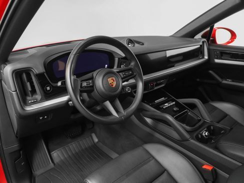 Certified 2024 Porsche Cayenne Coupe AWD/4WD image 43