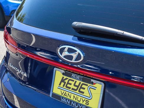Certified 2023 Hyundai Santa Fe SE AWD/4WD image 11