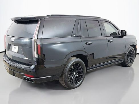 Used 2023 Cadillac Escalade Sport Platinum w/ LPO, ONYX Package AWD/4WD image 17