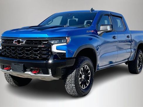 Used 2023 Chevrolet Silverado 1500 ZR2 AWD/4WD image 2
