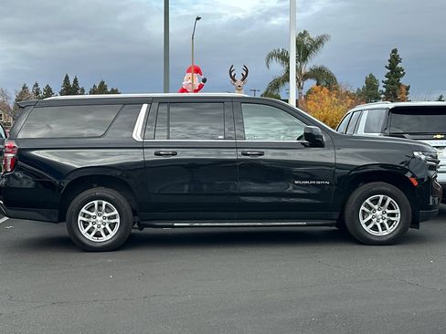 Used 2023 Chevrolet Suburban LS w/ Driver Alert Package image 4