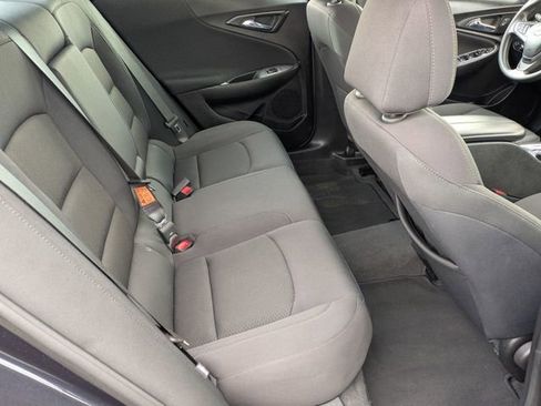 Used 2023 Chevrolet Malibu LT image 30