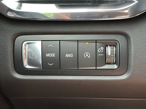 New 2026 GMC Acadia Elevation w/ Elevation Premium Package AWD/4WD image 33