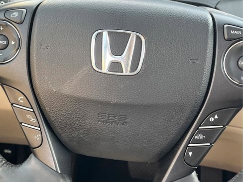 Used 2014 Honda Accord Touring image 21