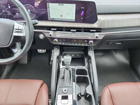Certified 2024 Kia Telluride SX w/ Towing Package FWD image 28
