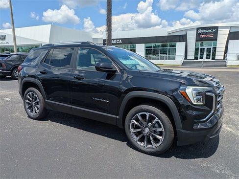 New 2025 GMC Terrain Elevation w/ Elevation Premium Package image 2