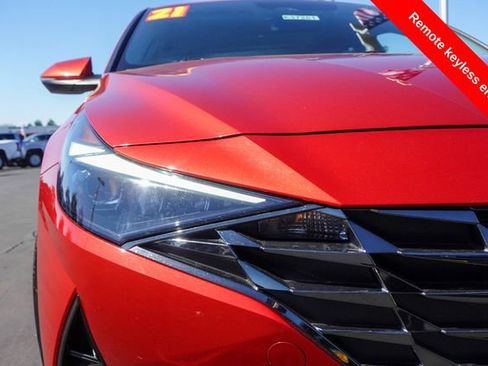Used 2021 Hyundai Elantra Limited image 5