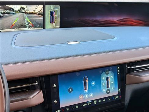 New 2025 Lincoln Navigator Reserve image 13