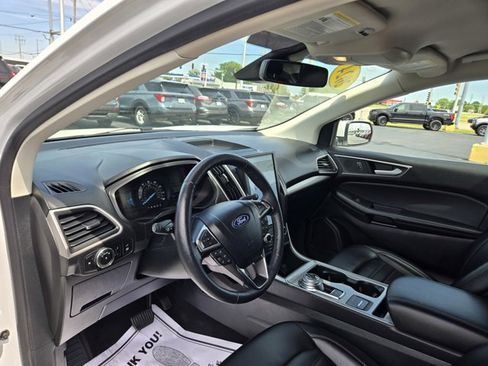 Certified 2024 Ford Edge SEL w/ Convenience Package AWD/4WD image 2
