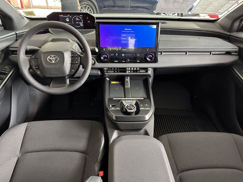 Certified 2026 Toyota C-HR AWD/4WD image 18