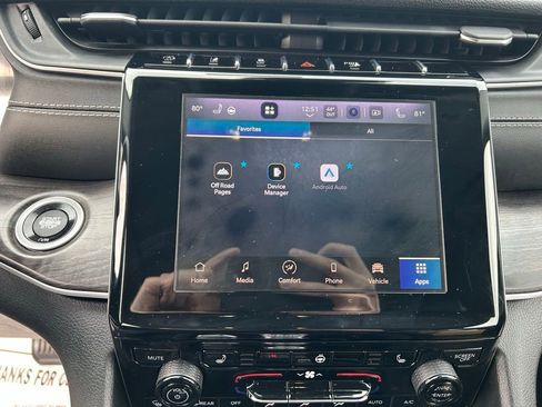 Used 2022 Jeep Grand Cherokee L Limited image 27