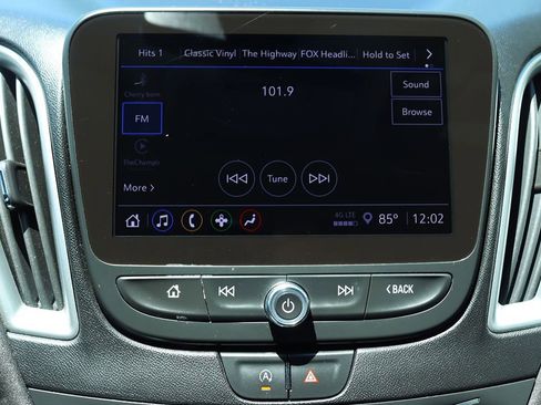 Used 2022 Chevrolet Malibu LT image 48