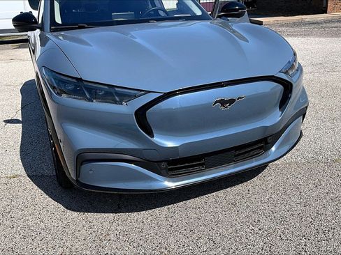 Used 2024 Ford Mustang Mach-E Premium AWD/4WD image 4