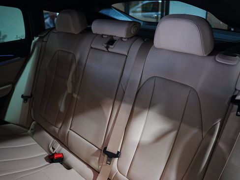 Used 2021 BMW X4 xDrive30i w/ Premium Package image 13