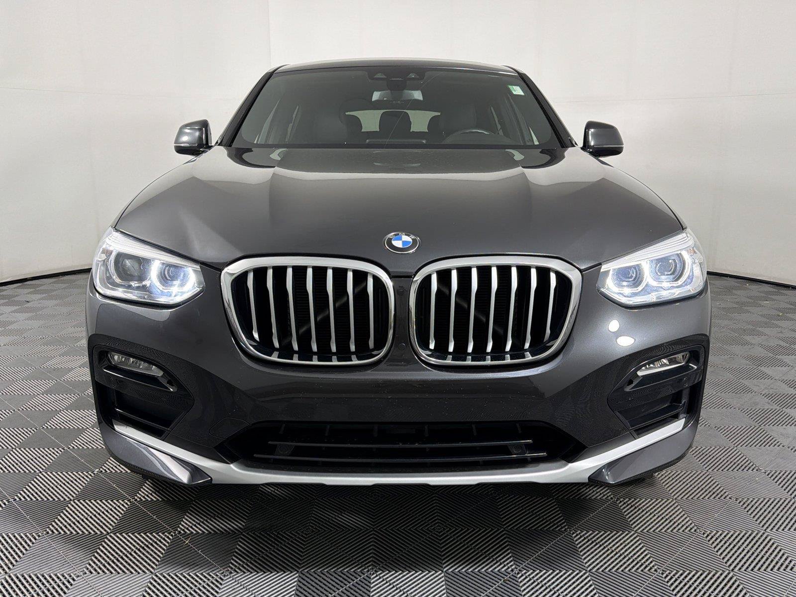 Used 2019 BMW X4 xDrive30i w/ Convenience Package AWD/4WD image 2