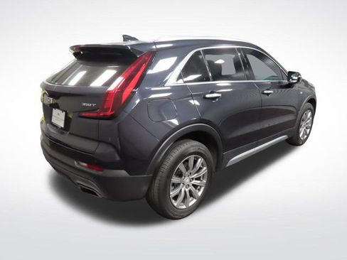 Certified 2023 Cadillac XT4 Premium Luxury image 5