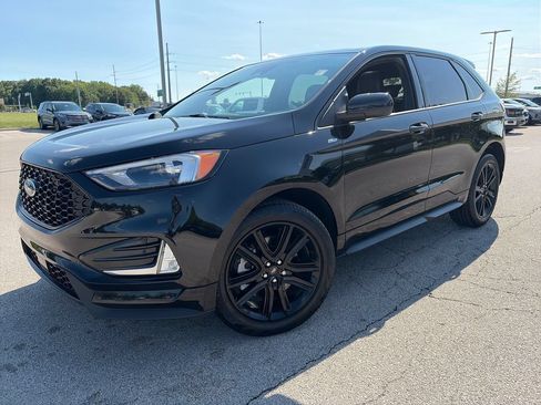 Used 2024 Ford Edge ST-Line w/ Cargo Accessory Package AWD/4WD image 3