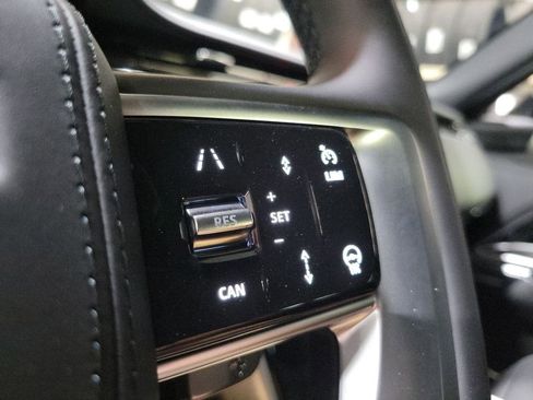 New 2025 Land Rover Range Rover SE image 16