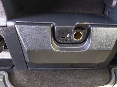 Certified 2022 Ford F150 XLT w/ Equipment Group 302A High image 22