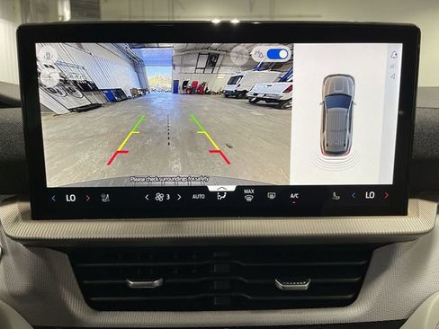 New 2026 Ford Explorer Active w/ Active Comfort Package image 27