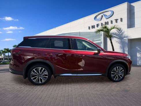Used 2026 INFINITI QX60 Luxe w/ Cargo Package FWD image 8