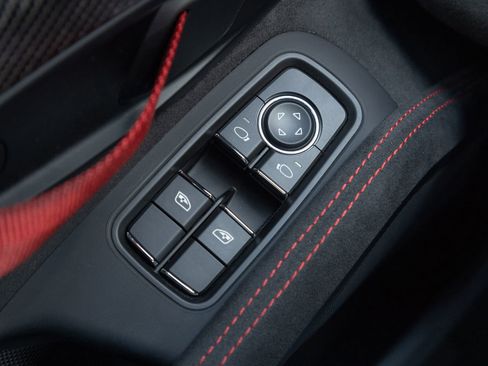 Certified 2025 Porsche 718 Boxster Spyder RS RWD image 19