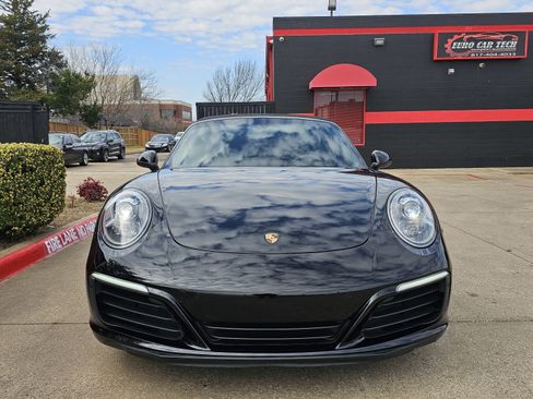Used 2018 Porsche 911 Carrera image 5