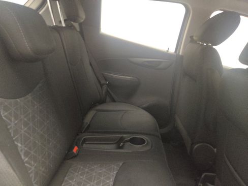Used 2021 Chevrolet Spark LT FWD image 19