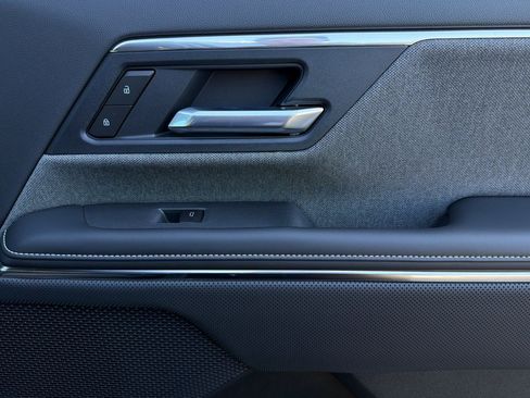 New 2026 GMC Sierra EV Elevation AWD/4WD image 17