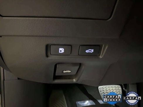 Used 2023 Lexus ES 300h w/ Premium Package image 33