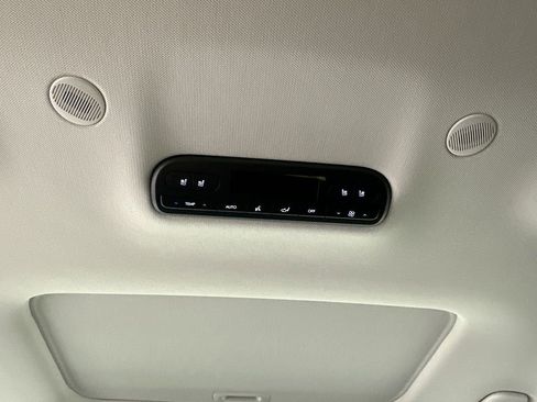 New 2026 Hyundai Palisade SEL Premium FWD image 18