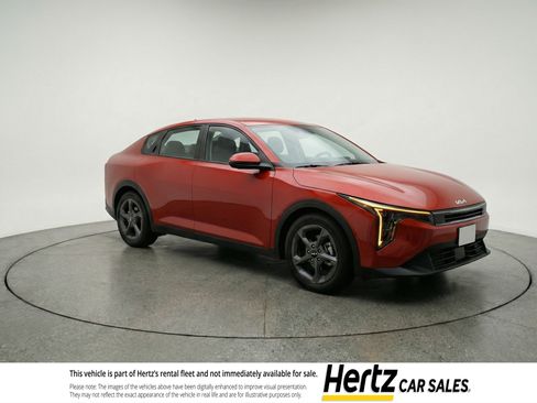 Used 2025 Kia K4 FWD image 1