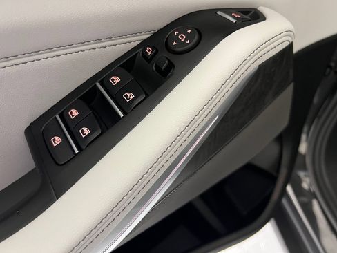 Used 2026 BMW X5 sDrive40i w/ Premium Package RWD image 28