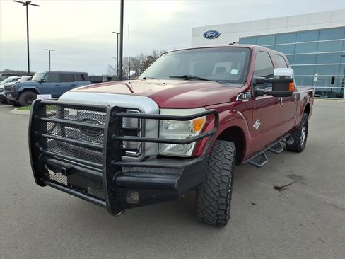 Used 2014 Ford F250 Platinum w/ FX4 Off-Road Package image 7