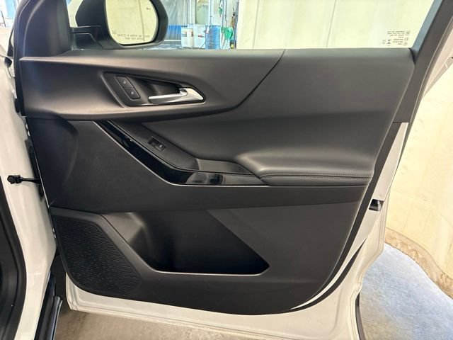Used 2025 Chevrolet Equinox LT AWD/4WD image 34