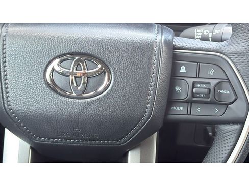 New 2026 Toyota Tundra Limited AWD/4WD image 90