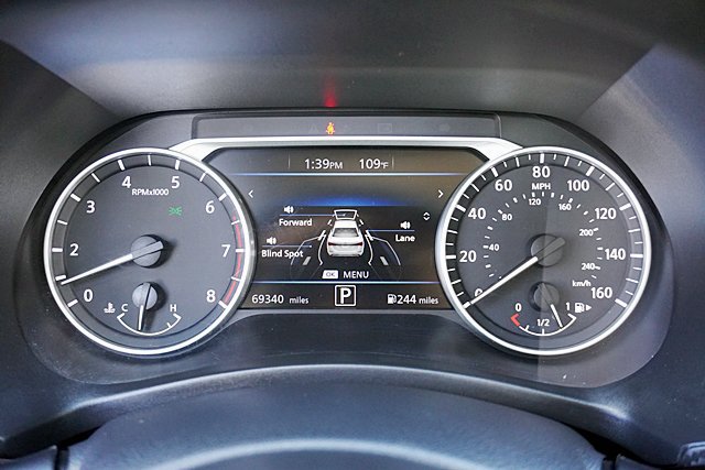 Used 2024 Nissan Sentra SV FWD image 42