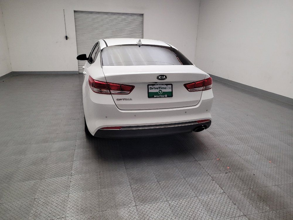 Used 2018 Kia Optima LX FWD image 6