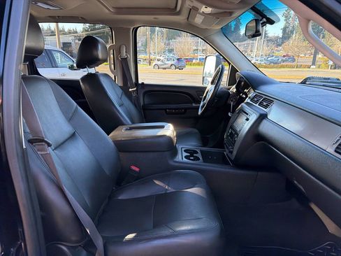 Used 2013 Chevrolet Silverado 3500 LTZ image 18