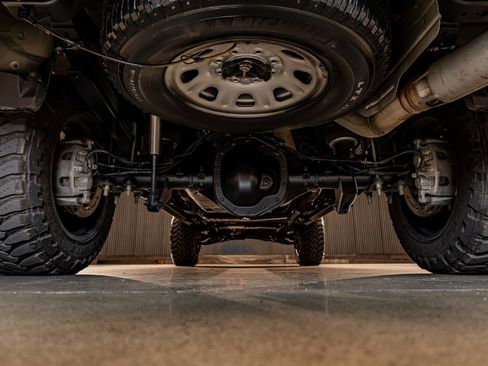 Used 2021 Chevrolet Silverado 2500 LTZ w/ LTZ Plus Package image 14