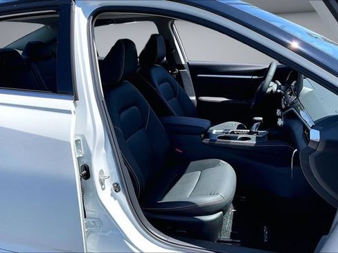 New 2026 Nissan Altima 2.5 SR FWD image 11