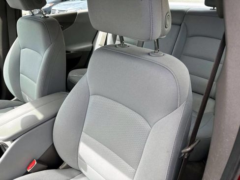 Used 2021 Chevrolet Malibu LT FWD image 18